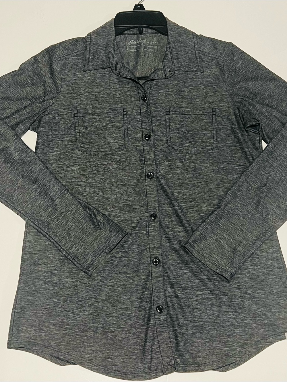 EUC Eddie Bauer Gray Marled Stretch Long Sleeve Button Up Pocket Blouse Size S